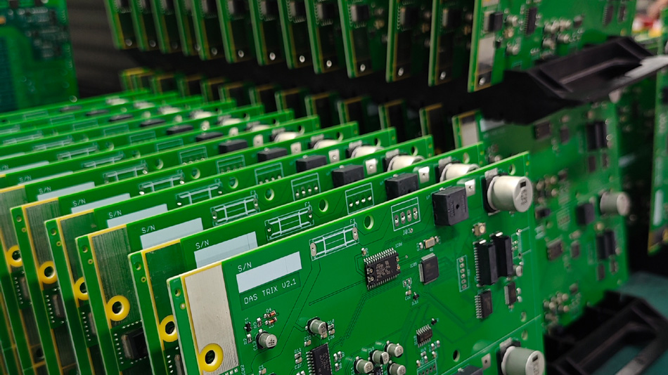 पीसीबीए कारखाना सहकार्य प्रकरणाचे विश्लेषण: यशामागे काय आहे?