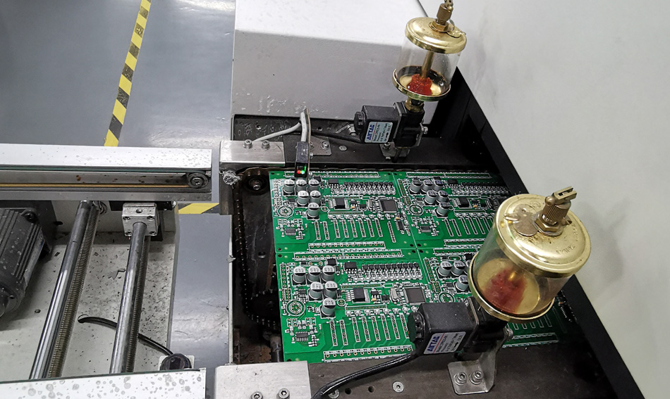 PCBA कारखाना कचरा व्यवस्थापन आणि पुनर्वापराचे उपाय अनुपालनावर कसा परिणाम करतात?